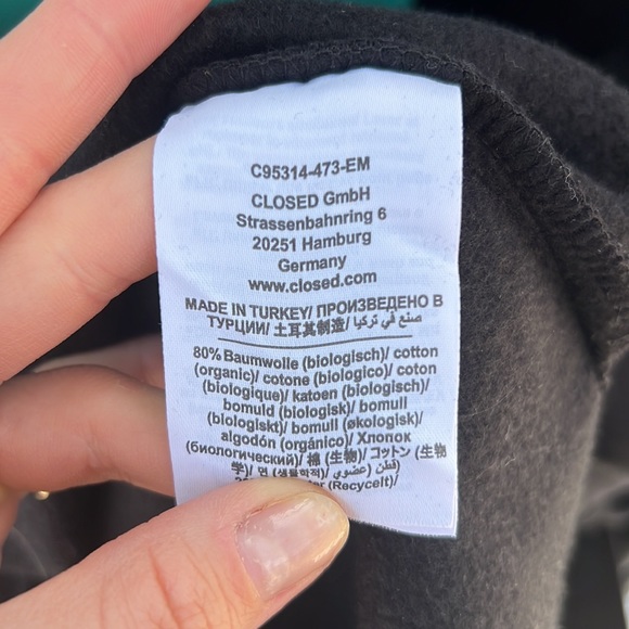 Closed Tunic Style Funnel Neck Sweatshirt - Picture 7 of 9